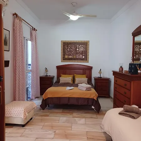 Casa Con Alma # Junto A Estacion De Trenes Y Muy Cerca Del Centro