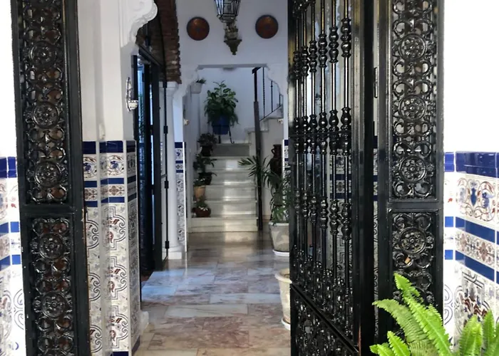 Casa Con Alma # Junto A Estacion De Trenes Y Muy Cerca Del Centro * Κόρδοβα