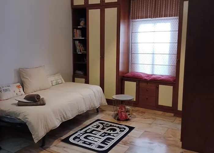 Casa Con Alma # Junto A Estacion De Trenes Y Muy Cerca Del Centro *