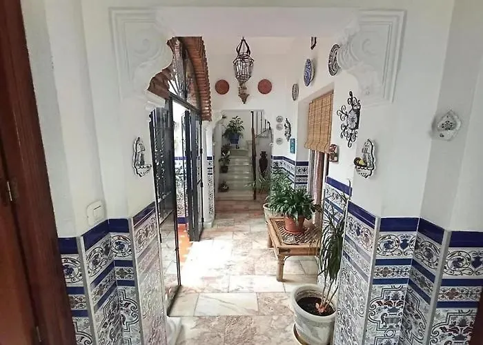 Casa Con Alma # Junto A Estacion De Trenes Y Muy Cerca Del Centro בית נופש