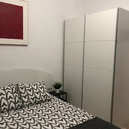 Casa Con Alma # Junto A Estacion De Trenes Y Muy Cerca Del Centro Feriehus *