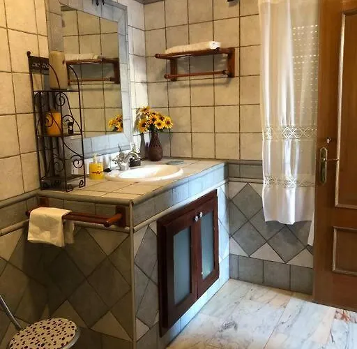 Hébergement de vacances Casa Con Alma # Junto A Estacion De Trenes Y Muy Cerca Del Centro